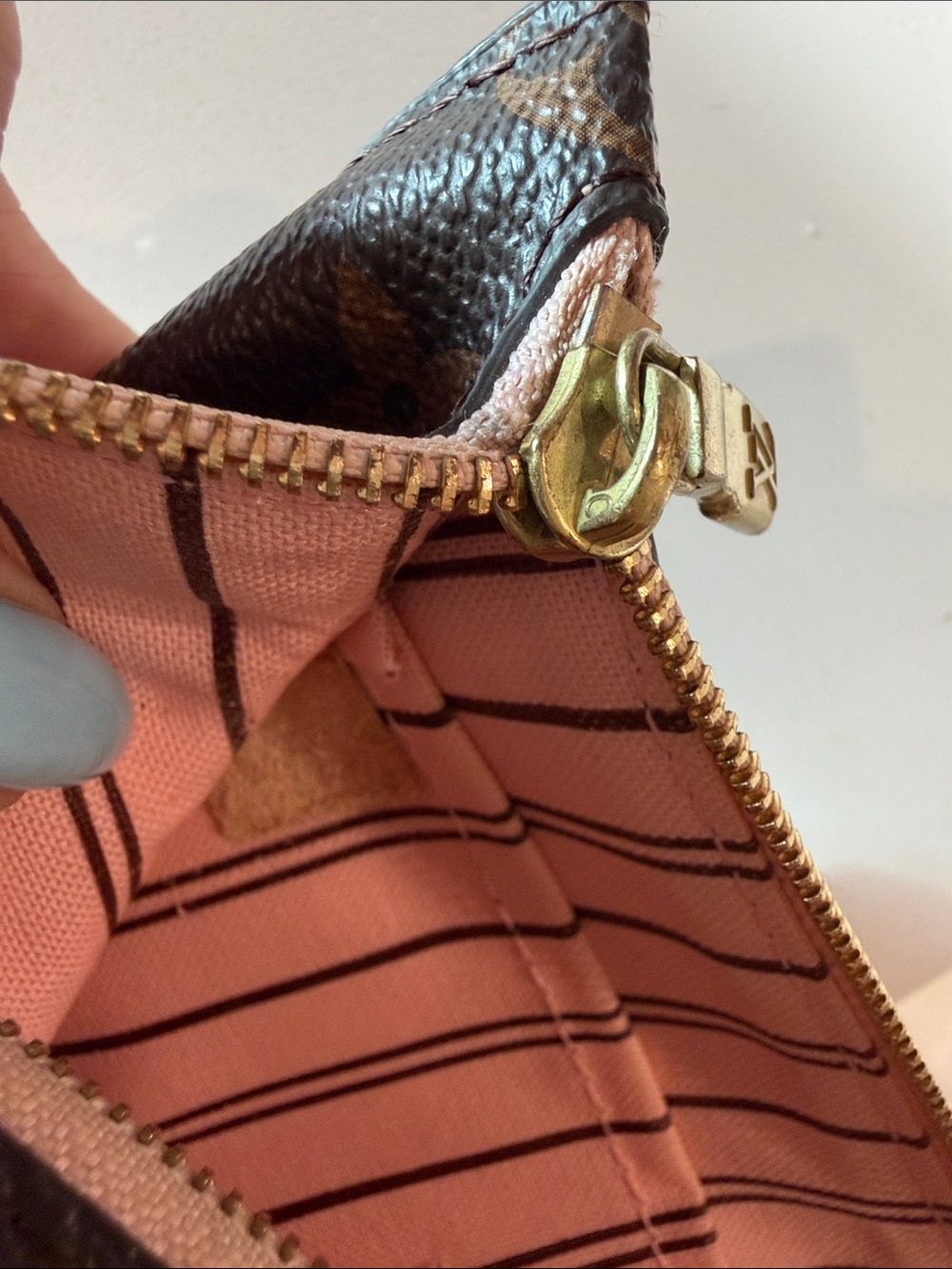 Louis Vuitton Monogram Canvas Wristlet Pouch - Dark Brown & Tan - Picture 7 of 8